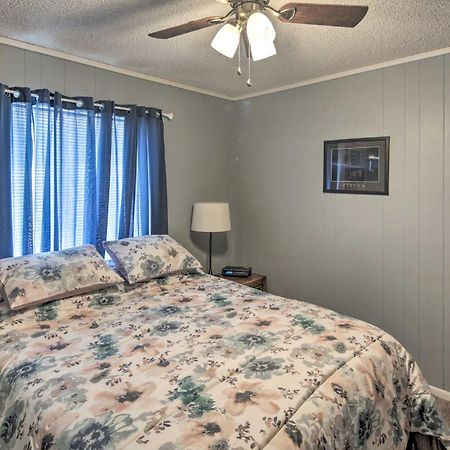 Lake Havasu Home With Pool - 2 Miles To Waterfront! Lake Havasu City Kültér fotó